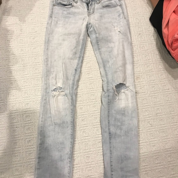 American Eagle Jeans - Picture 3 of 3